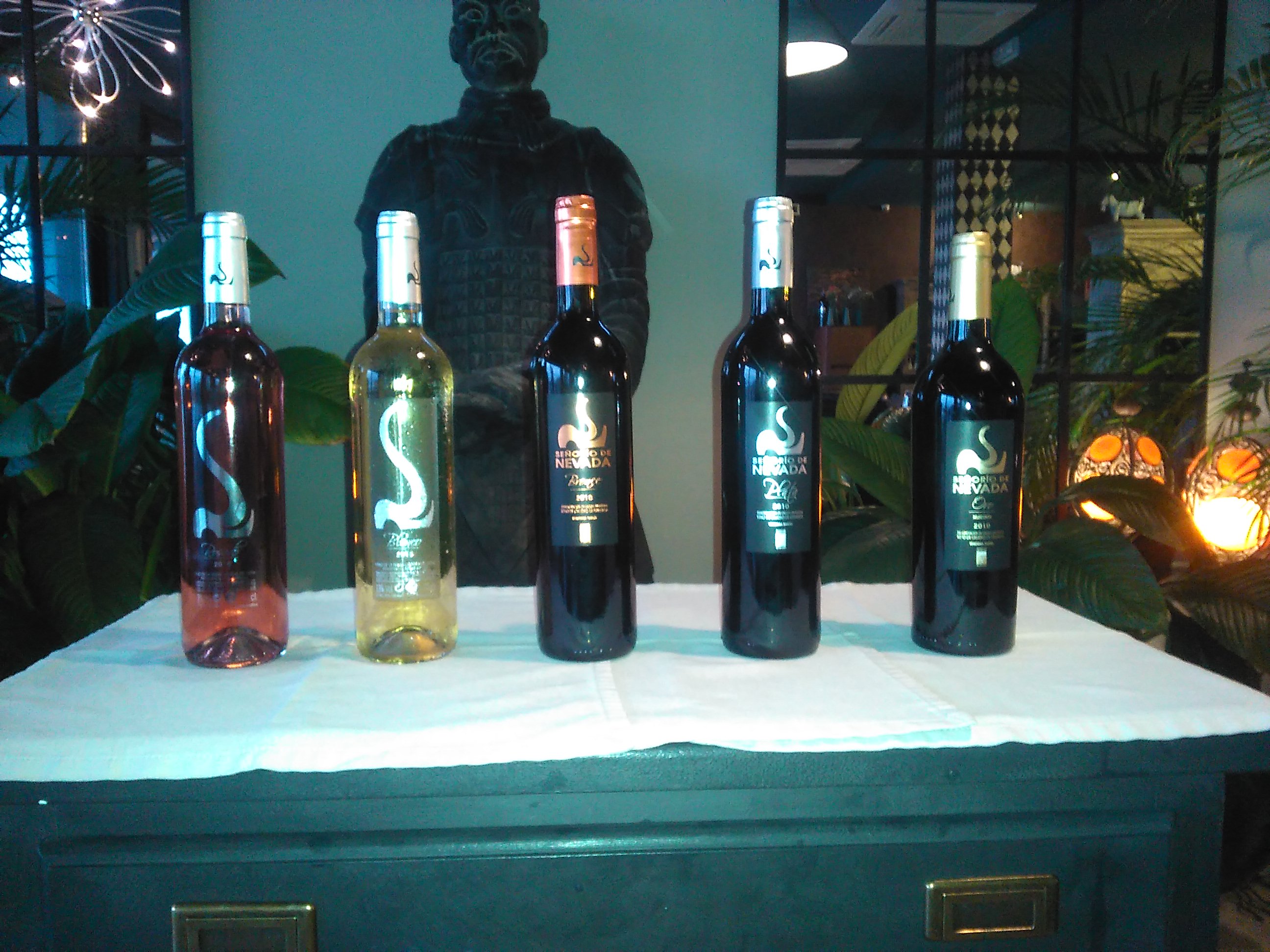 vinos Señorío de Nevada en Hotel Miba